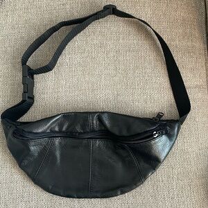 Black leather Fanny pack